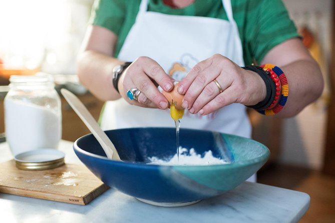 Cesarine: Market Tour & Home Cooking Class in La Spezia - Personalized Attention From Experts
