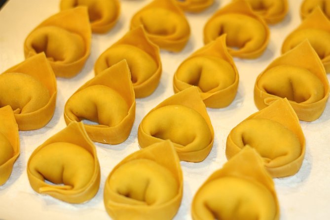 Cesarine: Pasta & Tiramisu Class at a Locals Home in Bologna - Class Details