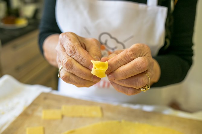 Cesarine: Small Group Pasta and Tiramisu Class in Modena - Safety Measures