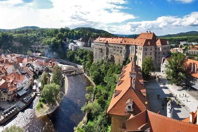 Cesky Krumlov Day Trip From Prague to Vilshofen - Frequently Asked Questions