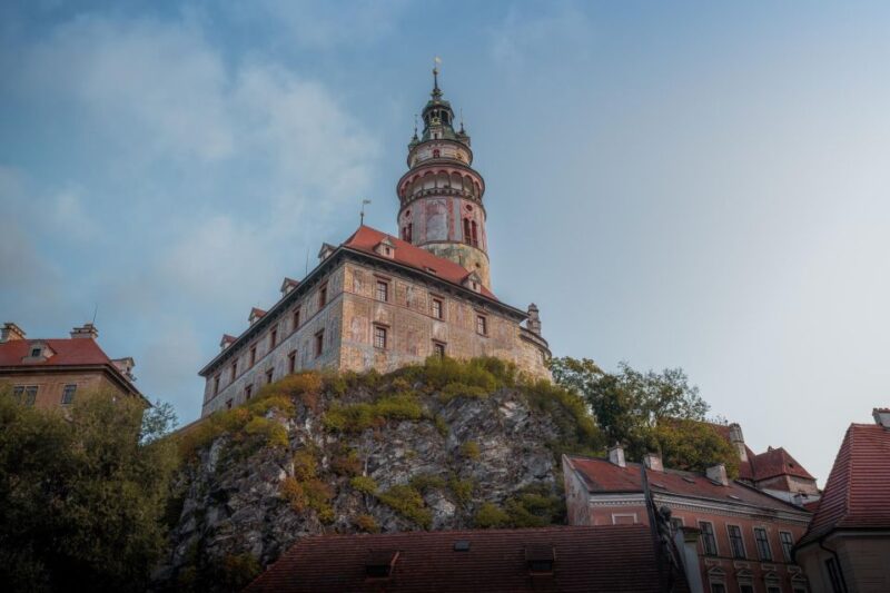 Cesky Krumlov: Express Walk With a Local in 60 Minutes - Experience Highlights
