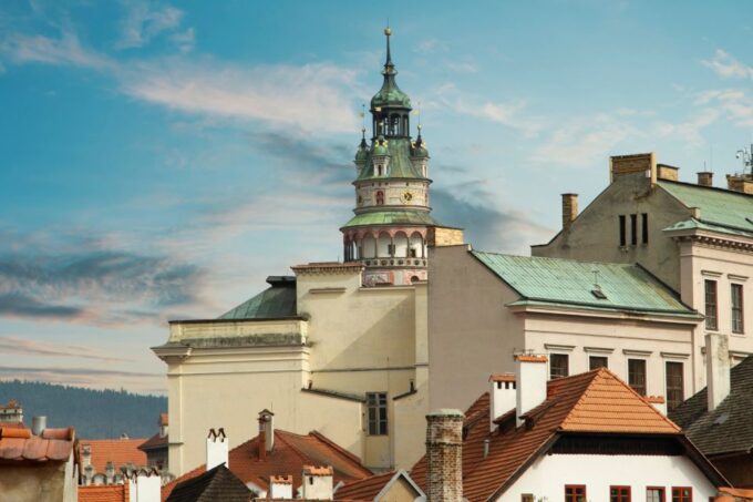 Cesky Krumlov: First Discovery Walk and Reading Walking Tour - Castle Tower: Panoramic Views