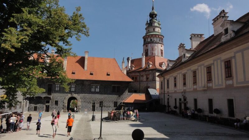 Cesky Krumlov Private Day Trip From Prague - Pickup and Logistics