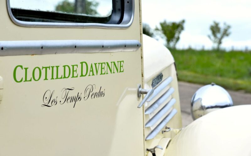 Chablis Clotilde Davenne Visit and Tasting in English - Exploring the Vineyards