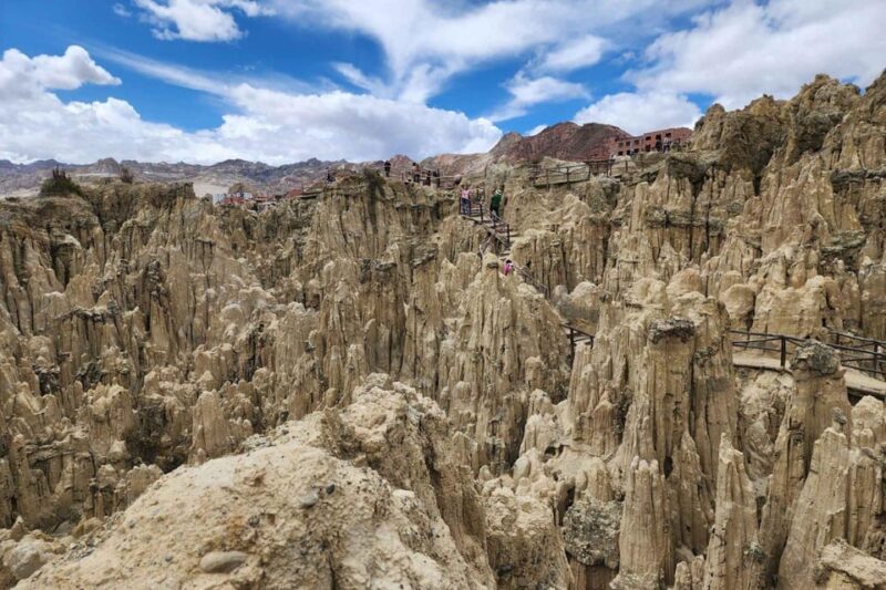 Chacaltaya Mountain and Moon Valley 1 Day Tour - Experience Highlights