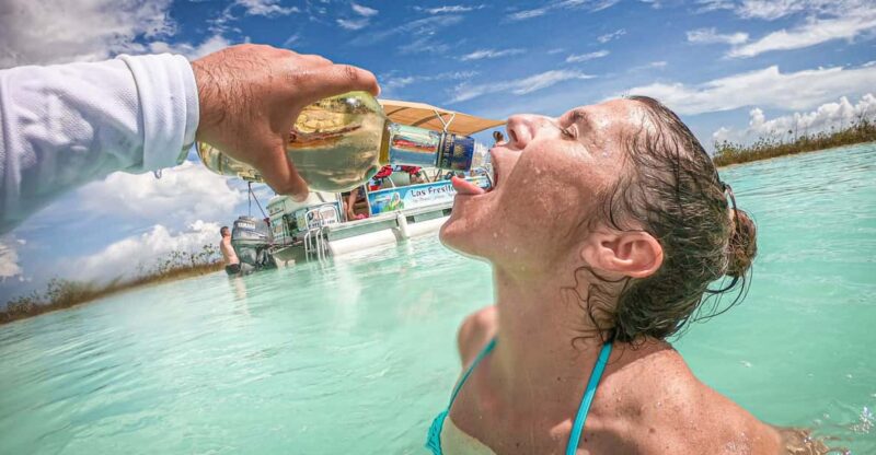 Chacchoben Ruins and Bacalar Lagoon Boat Tour From Costamaya - Chacchoben Mayan Ruins Tour