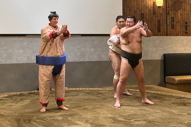 Challenge With Sumo Wrestlers With Dinner in Tokyo - Booking and Cancellation