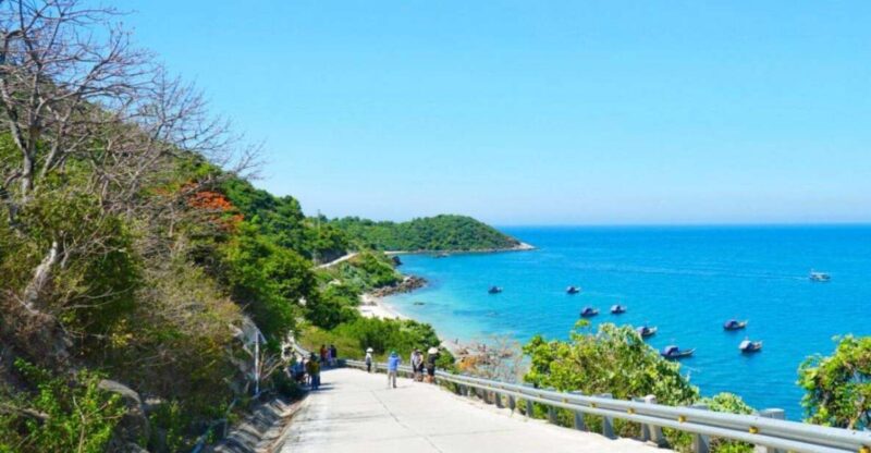 CHAM ISLAND - SIGHTSEEING AND SNORKELING TOUR - Departure and Pickup