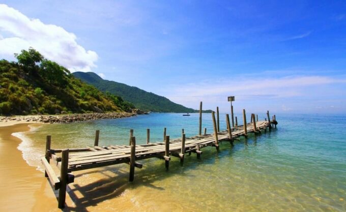 Cham Island: Snorkeling Tour by Speed Boat 1-Day With Lunch - Speed Boat Ride Experience