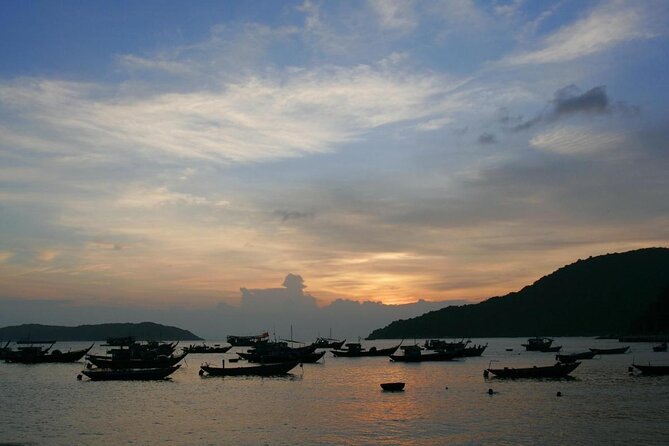 Cham Island Tour Snorkeling -Sunbathing - Nice Beach - Speedboat - Key Points