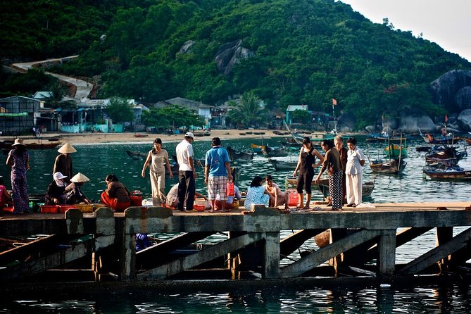 Cham Island Tour Snorkeling -Sunbathing - Nice Beach - Speedboat - Inclusions and Amenities