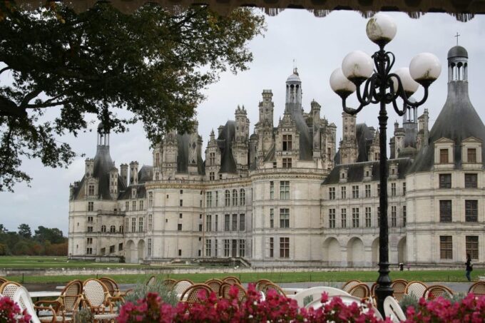 Chambord Enchantment: Exclusive Private Guided Walking Tour - Guided Insights and Commentary