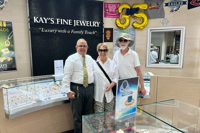 Champagne and Diamond Shopping Experience in St Maarten - Key Points