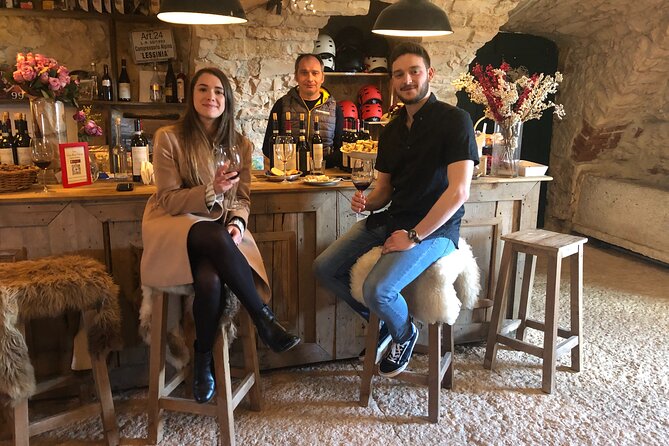 Champagne Experience at a Boutique Winery - Pickup and Meeting Points