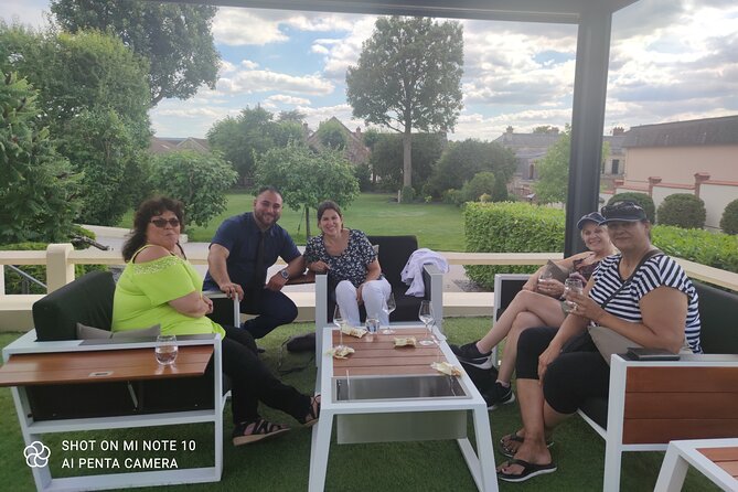 Champagne Lover Tour&Amazing Experience&With Champagne Sabering - Customer Reviews