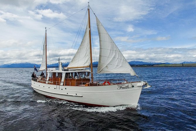 Champagne Sightseeing Cruise on Lake Te Anau - Onboard Amenities
