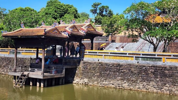 Chan May Port: Private Car Transfer to Hue City - Sightseeing Options