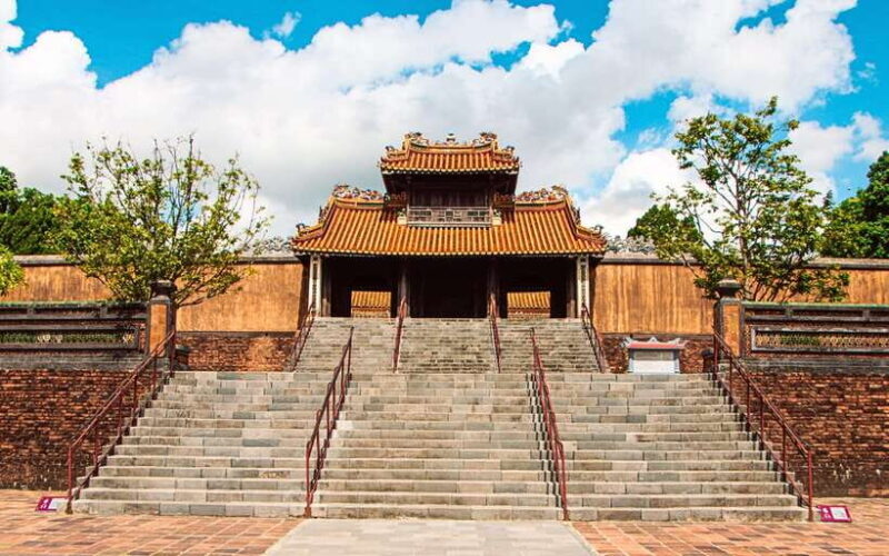 Chan May Port: Private Tour Imperial City or Golden Bridge - Key Points