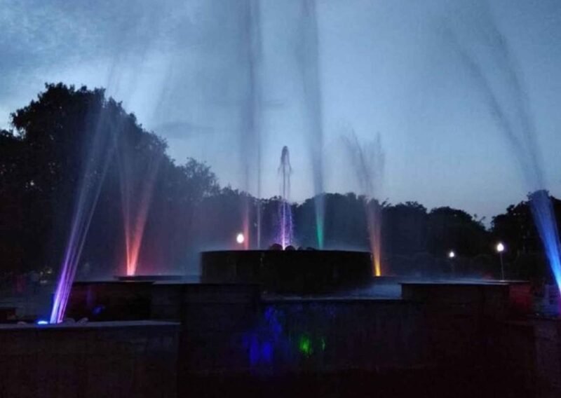 Chandigarh Nightlife Tour With Shopping and Food Tasting - Experience Highlights