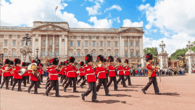Changing of the Guard at Buckingham Palace - Frequently Asked Questions
