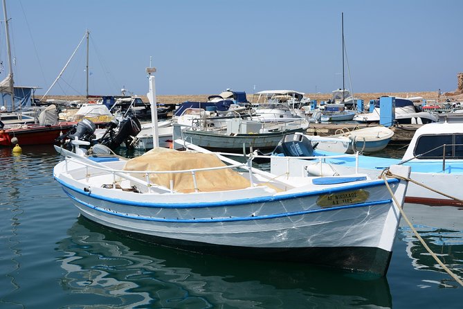Chania City & Kournas Lake From Rethymnon - Vehicle and Amenities