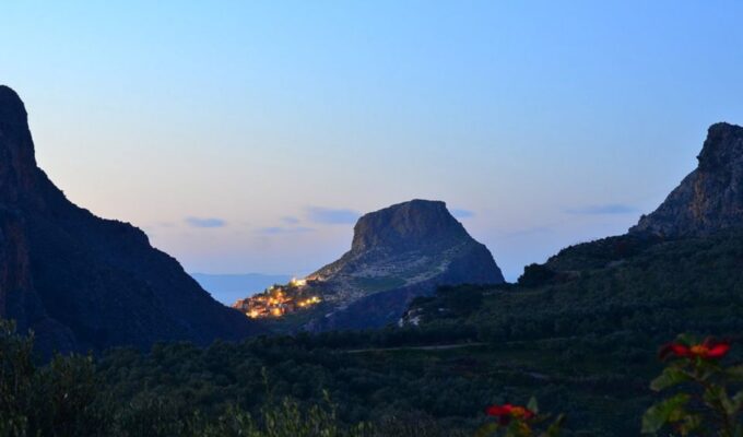 Chania Luxury Jeep Safaris: Wine & Olive Oil Tasting Secrets - Experiencing Unspoiled Local Lifestyle