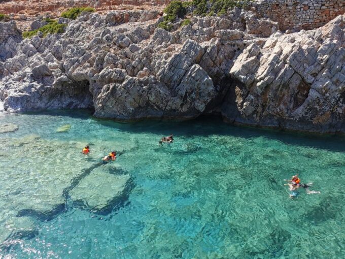 Chania: Menies Beach & Chironisia Bay Cruise With Snorkeling - Itinerary Details