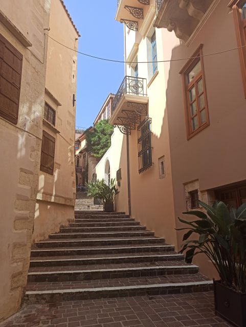 Chania Old Town: Artisans & Sightseeing Walking Tour - Immersive Experience in Modern Artist Ateliers