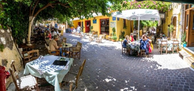 Chania: Private Guided Food and Wine Walking Tour With Lunch - Tour Inclusions and Exclusions