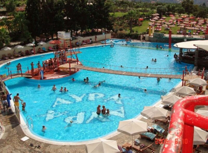 Chania & Rethymno:Limnoupolis Water Park With Lunch+Transfer - Inclusions and Amenities