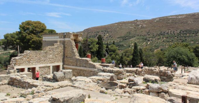 Chania to Faistos Palace Private Full Day Guided Tour - Gratuities