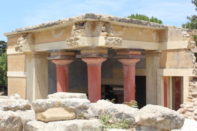Chania to Knossos Palace- Heraklion City Private Guided Tour - Inclusions and Exclusions