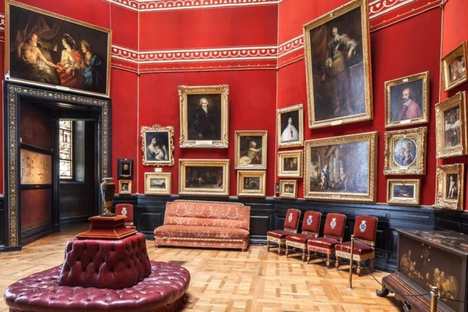 Chantilly: The Very Rich Hours of the Duke of Berry Exhibit - Preserving a Masterpiece of Medieval Art