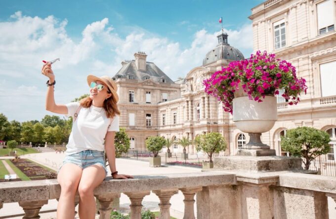 Chapel of Our Lady of the Miraculous Medal Paris Guided Tour - Important Information