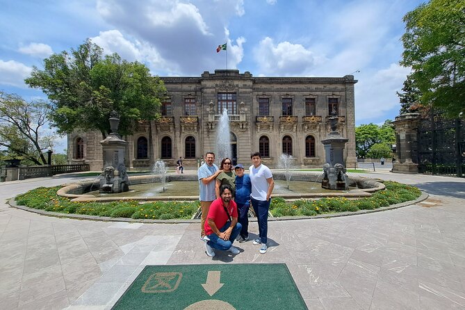 Chapultepec Castle Tour and Its Surroundings - Captivating Museum Highlights