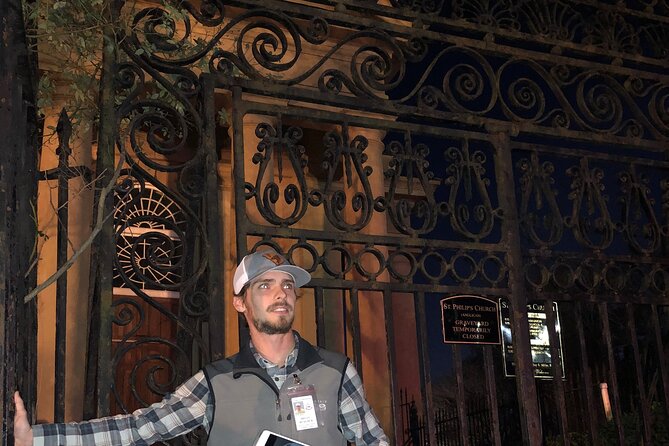 Charleston Boo Hag & Brews Walking Ghost and Bar Tour - Meeting and Pickup