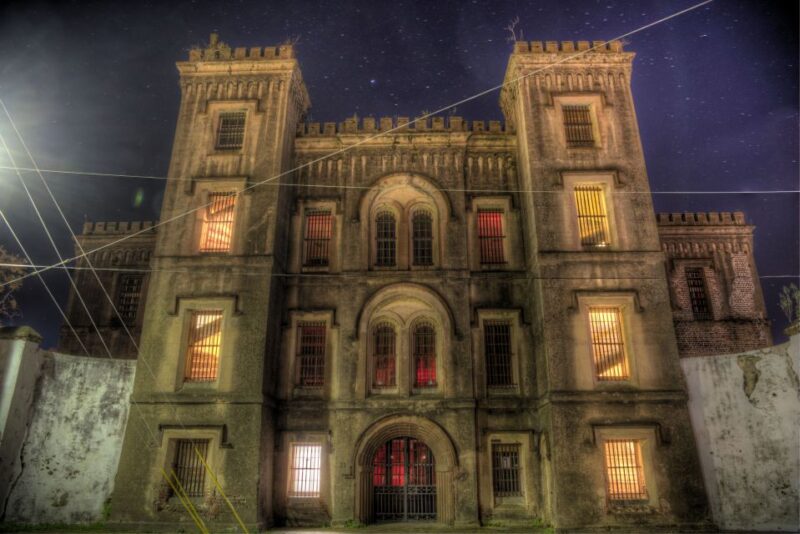 Charleston: Death and Depravity Ghost Walking Tour - Expert Tour Guide Insights