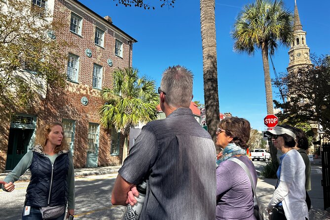 Charleston Gardens & Architecture 2 Hour Small Group Walking Tour - Taking in Charlestons Vibrant Culture