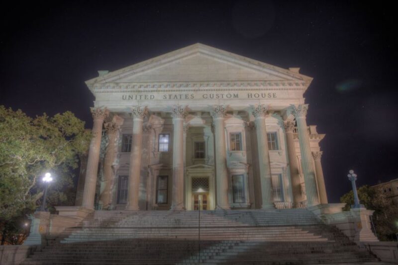 Charleston: Guided Pub Crawl and Haunted History Tour - Experience Highlights