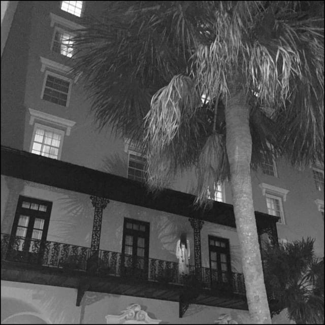 Charleston: Haunted Ghost Tour - A Spectral Adventure! - Engaging Storytelling Experience