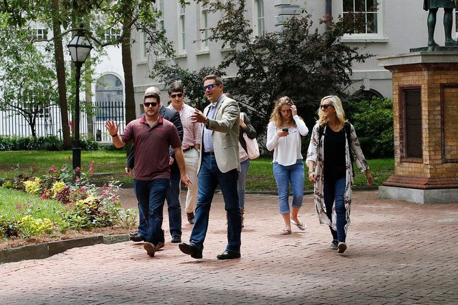 Charleston Historical Walking Tour: Pirates, Patriots, and More - Antebellum Architecture and the Holy City