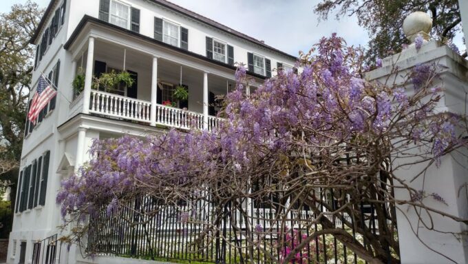Charleston: Historical Walking Tour With Storytelling - Frequently Asked Questions