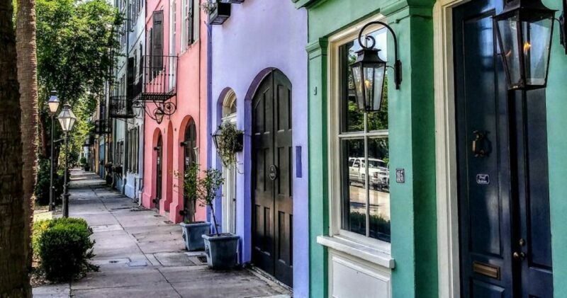 Charleston History Tour-Small Groups Only-History & Alleys - Who Will Love This Tour?