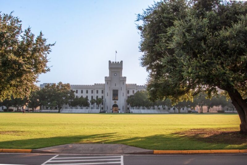 Charleston in a Nutshell Private Driving Tour - Key Points