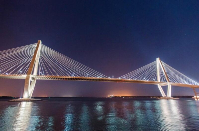 Charleston: Luxury Harbor Dinner Cruise - Key Points