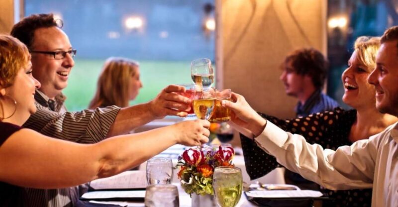 Charleston: Luxury Harbor Dinner Cruise - Dining Menu and Options
