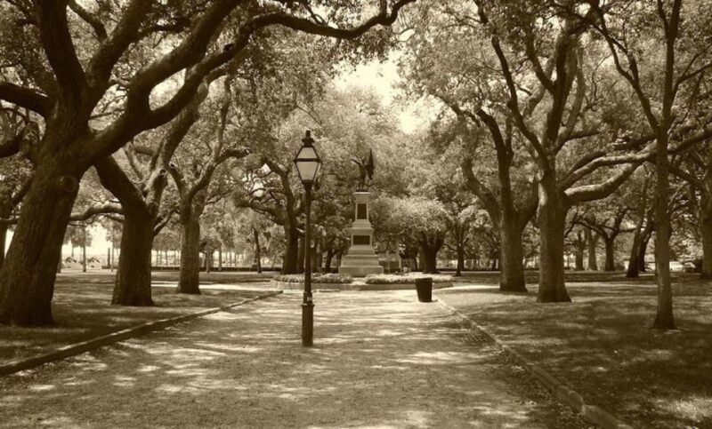 Charleston: Myths & Monsters Historic District Walking Tour - Important Notes