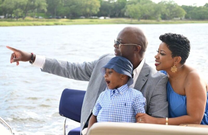 Charleston: Private Luxury Yacht Charter - Customization and Captain