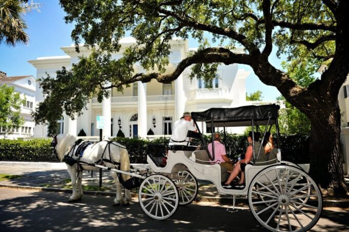 Charleston, SC: Private Haunted History Carriage Ride - Inclusive Tour Details and Booking