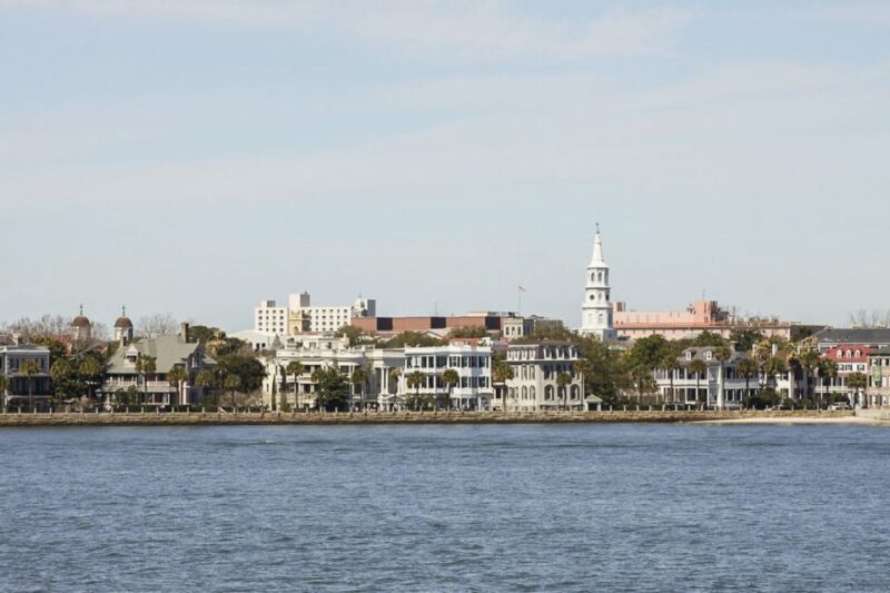 Charleston: Sightseeing Harbor Tour & Dolphin Watch - Scenic Coastline and Views